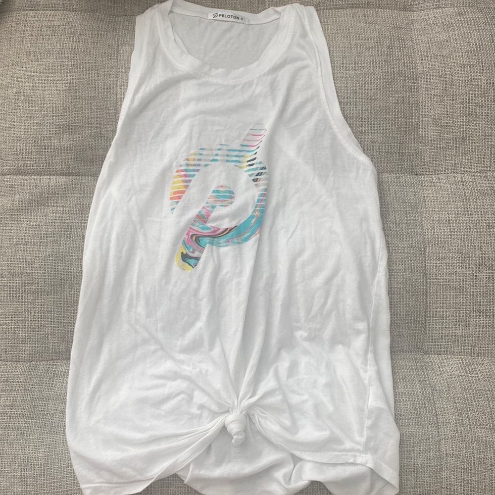 Peloton tank